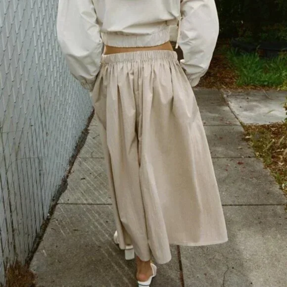 Zara Black Top with Cream Midi Skirt - Picture 3 of 6